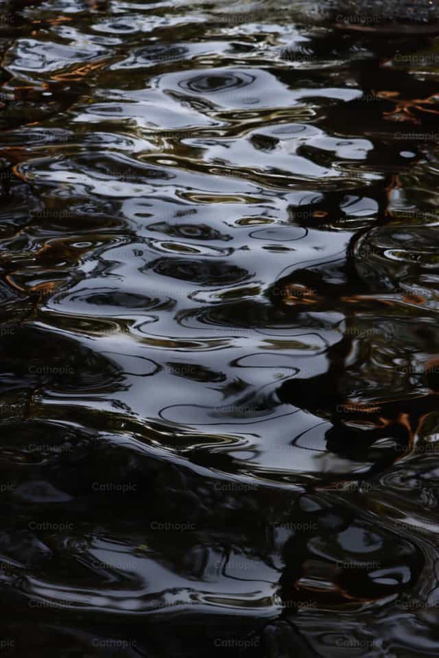 Textura del agua - Banco de imágenes católicas - Fotografía por Frames Cristianos