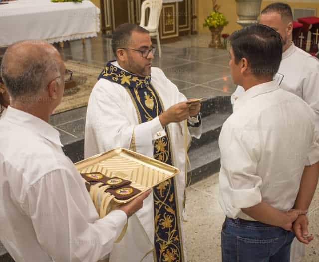 Consacrazione alla Madonna del Monte Carmelo - Immagini stock cattoliche - Foto di Carlos Daniel