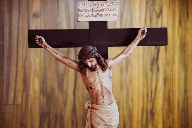 Cristo crucificado - Imagens católicas de stock