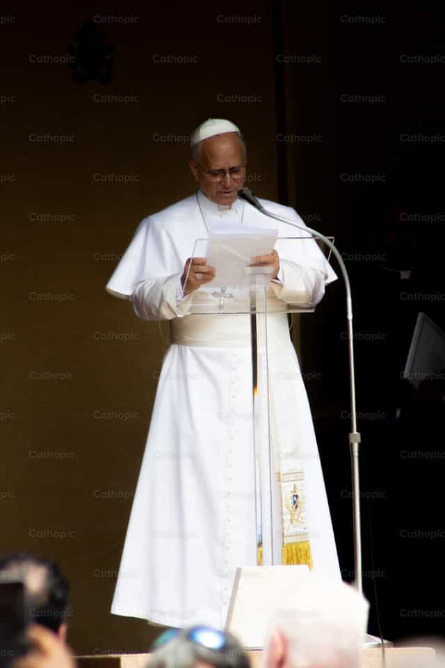 Papa León XIV: una luz en la oscuridad - Banco de imágenes católicas - Fotografía por Cristian Gutiérrez, LC
