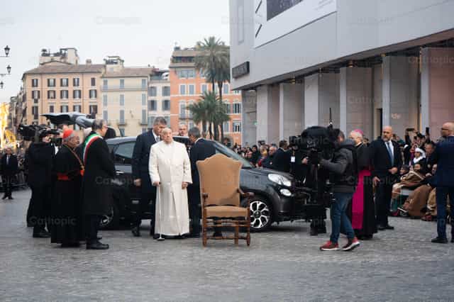 Papa Francisco - Banco de imágenes católicas