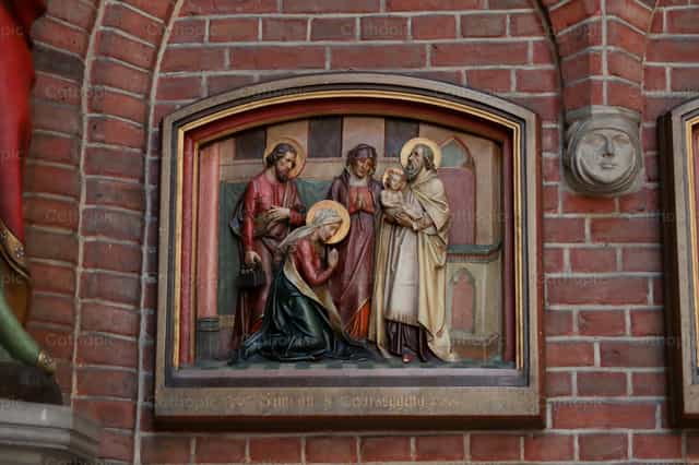 Opdracht van Jezus in de tempel - Katholieke stockfoto's - Foto door encaminados vamos