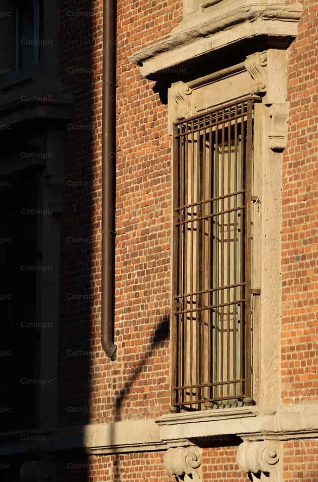 Ventanas - Banco de imágenes católicas - Fotografía por Saul Ibarra