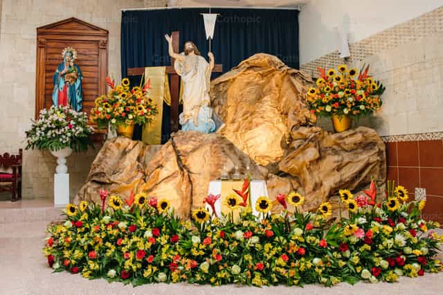 Cristo ha resucitado - Banco de imágenes católicas - Fotografía por Leider Mendoza