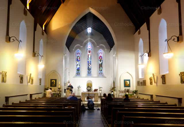 Iglesia católica de San Kevin - Banco de imágenes católicas