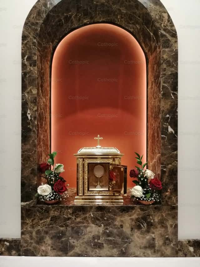 Exposition of the Blessed Sacrament - Catholic Stock Images