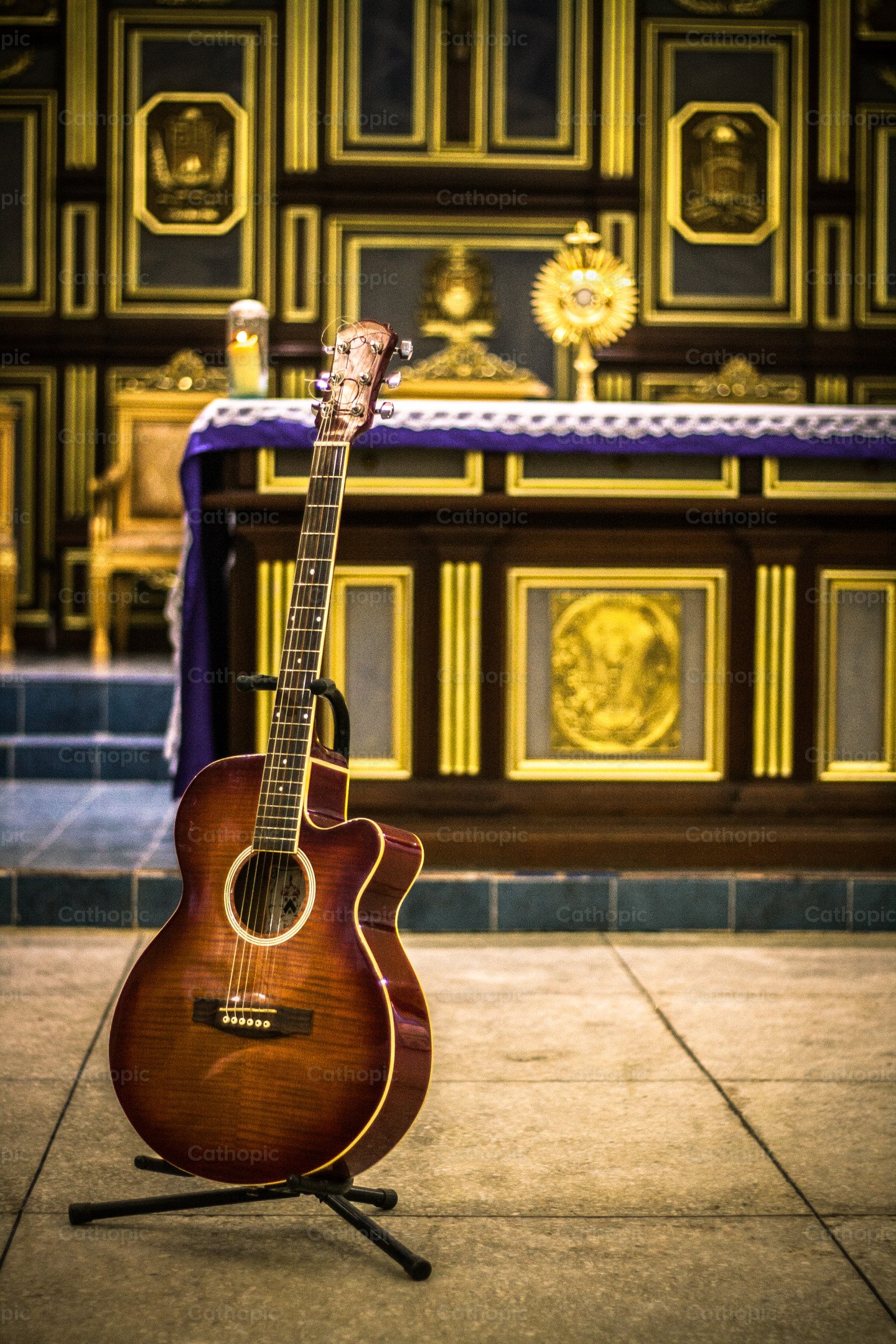Worship with my instrument photo | Cathopic
