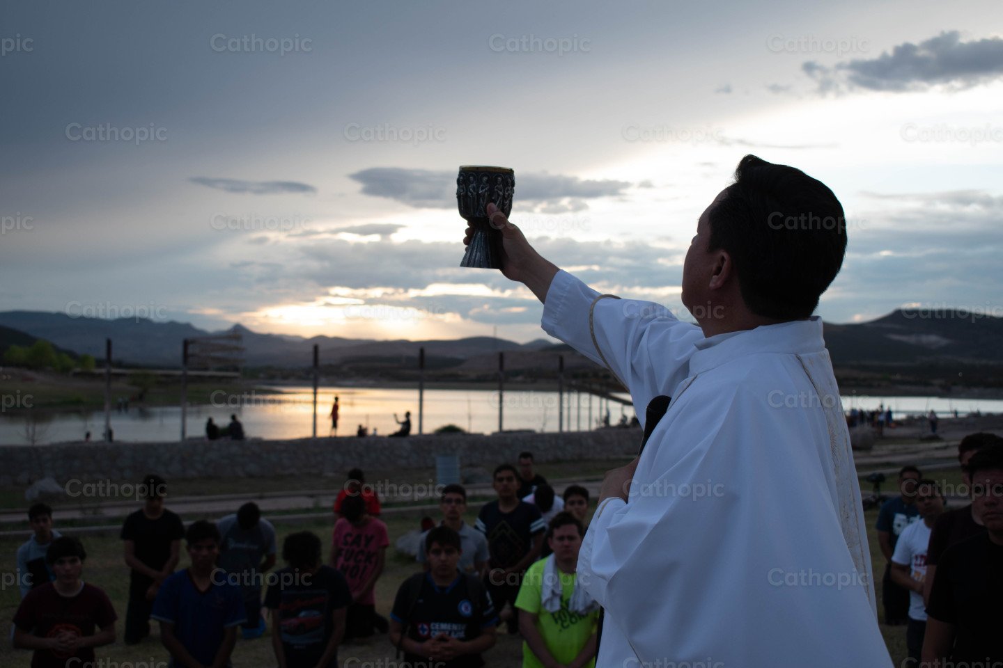 Consecration photo | Cathopic
